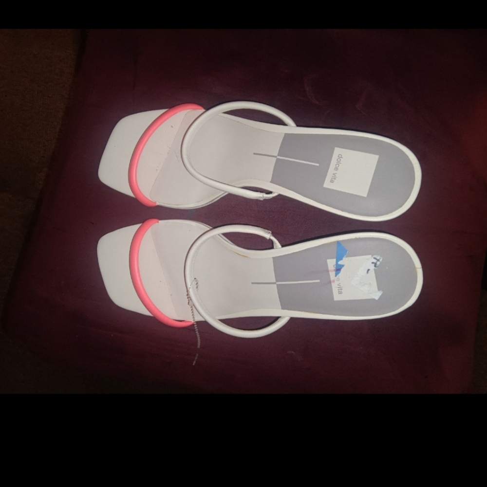 DOLCE VITA Noles Strappy Snakeskin Sandals - Picture 2 of 8